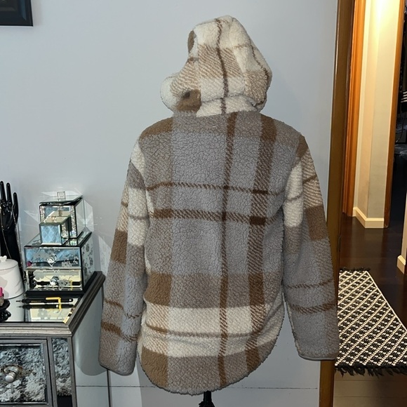 Weatherproof Women's Reversible Ultra Cozy Plush Fleece Plaid Jacket size Medium - Picture 5 of 8